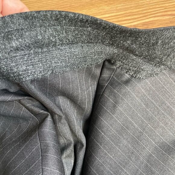 Brooks Brothers 100% Wool Pin Stripe Mens Blazer Sz 44 Made in USA - Picture 16 of 16